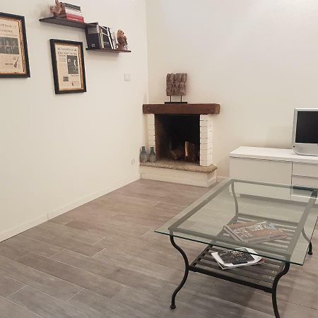 La Casa Degli Artisti Apartamento Como Exterior foto